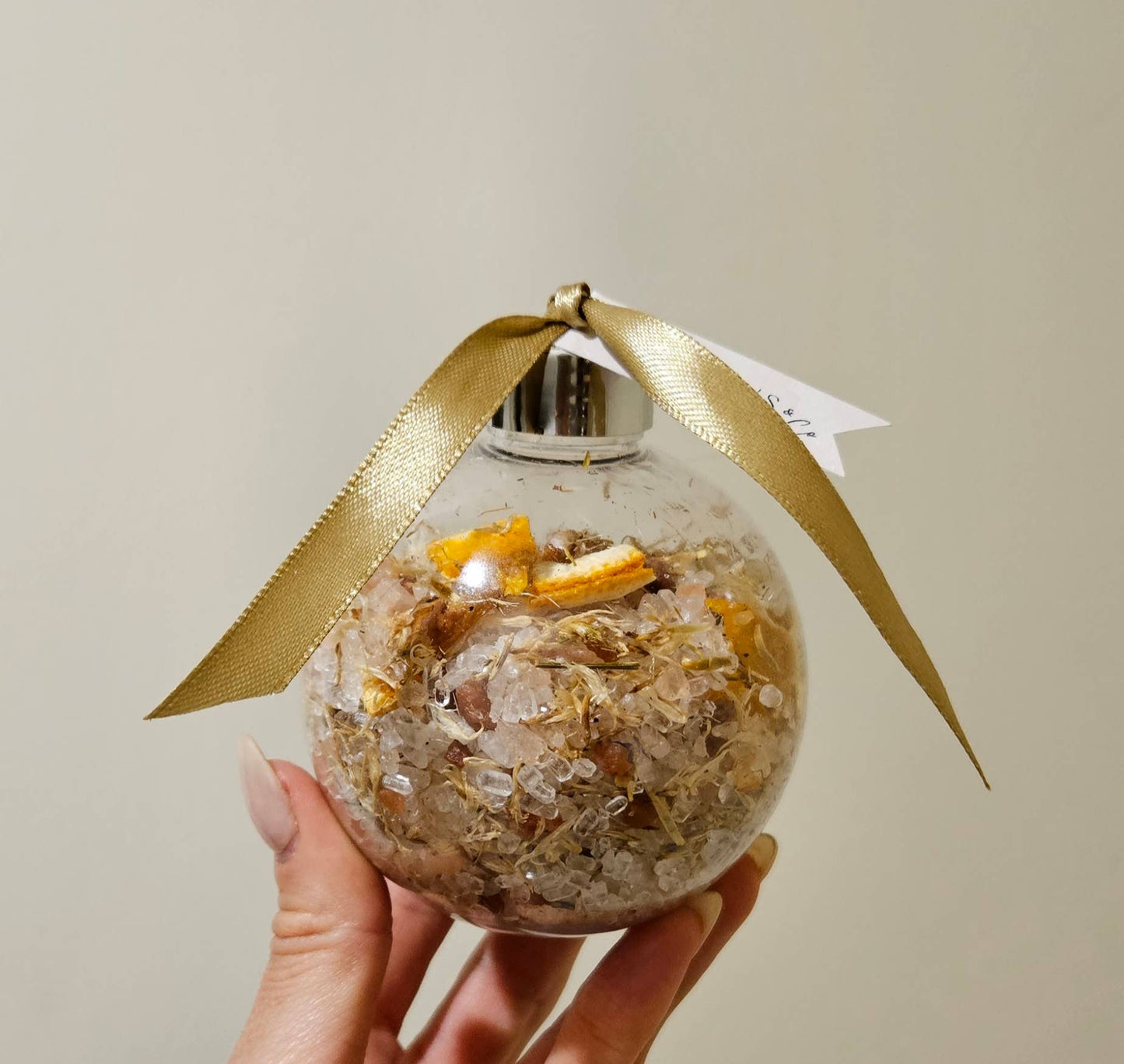 Christmas Bauble Bath Salts: Indulge / 200g