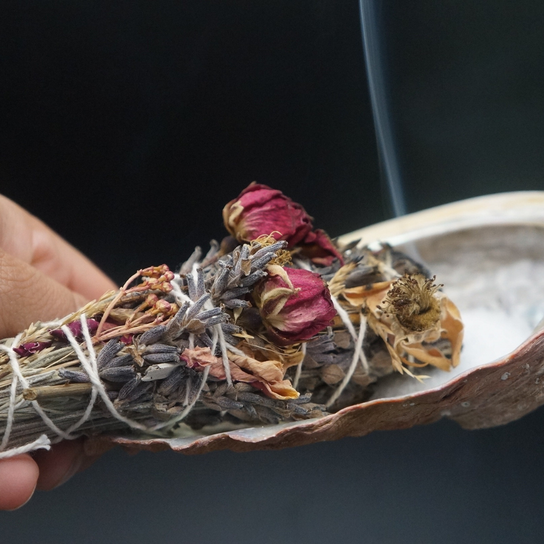 ALTAR FLORAL WAND | SACRED SMOKE BOUQUET